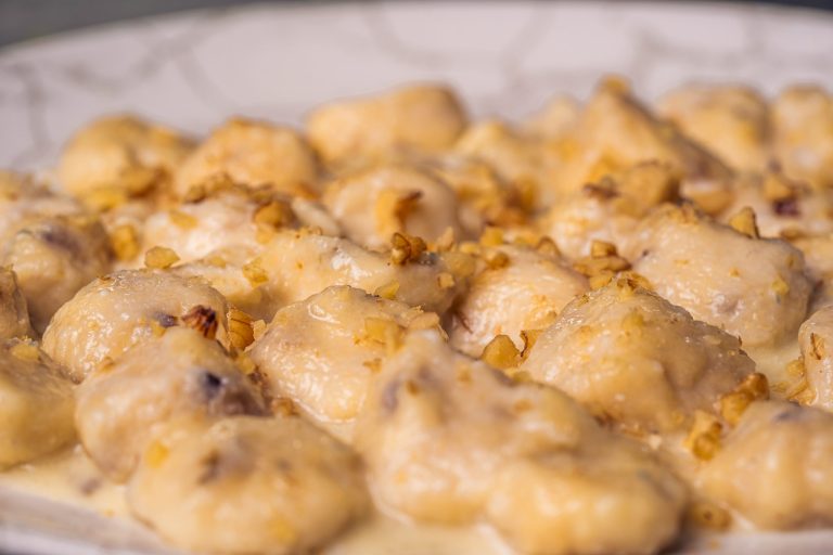 Pasta con crema de nueces